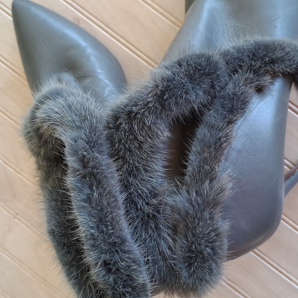 Donald J. Pliner Vero Quoio Pointy Toe Leather Mink Fur High Heel Ankle Boots - Picture 4 of 15